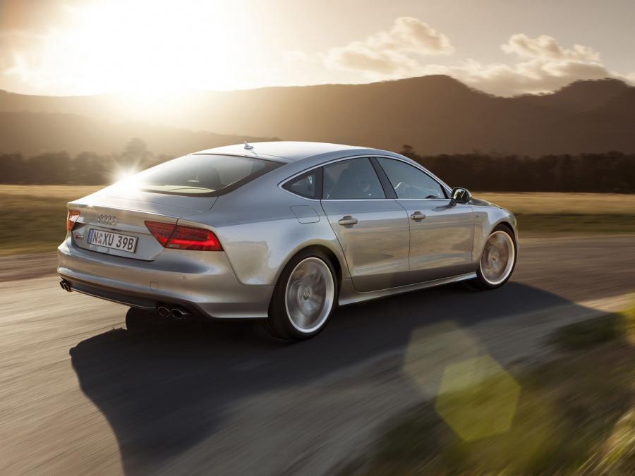  Audi S7 Sportback 2012 года  (AU) (фото 7 из 9)
